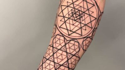 tattoo geometria redhawk studio (1) Foto: RedHawk Studio